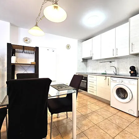 Adas Home, Abrigos, Wifi And Near The Appartement *